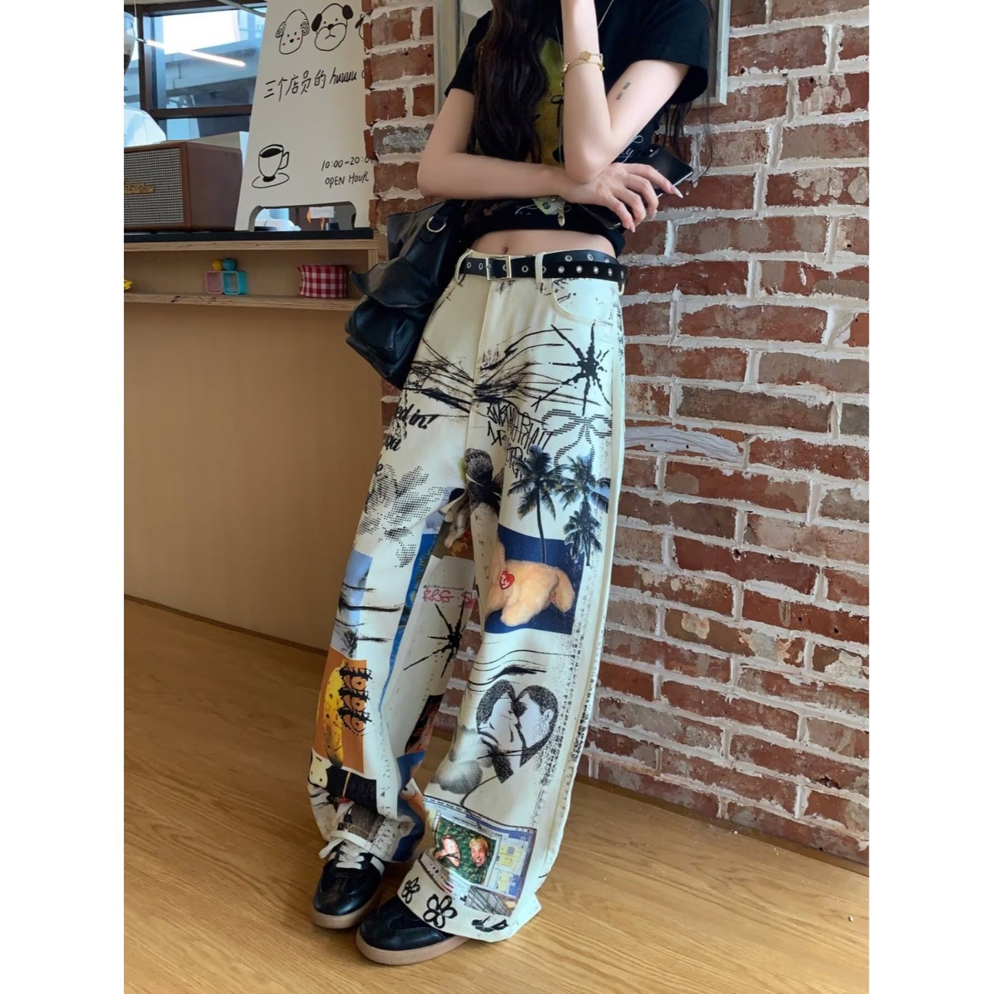 American-style Retro High-waist Women's Denim Jeans With A Fun Printed Design