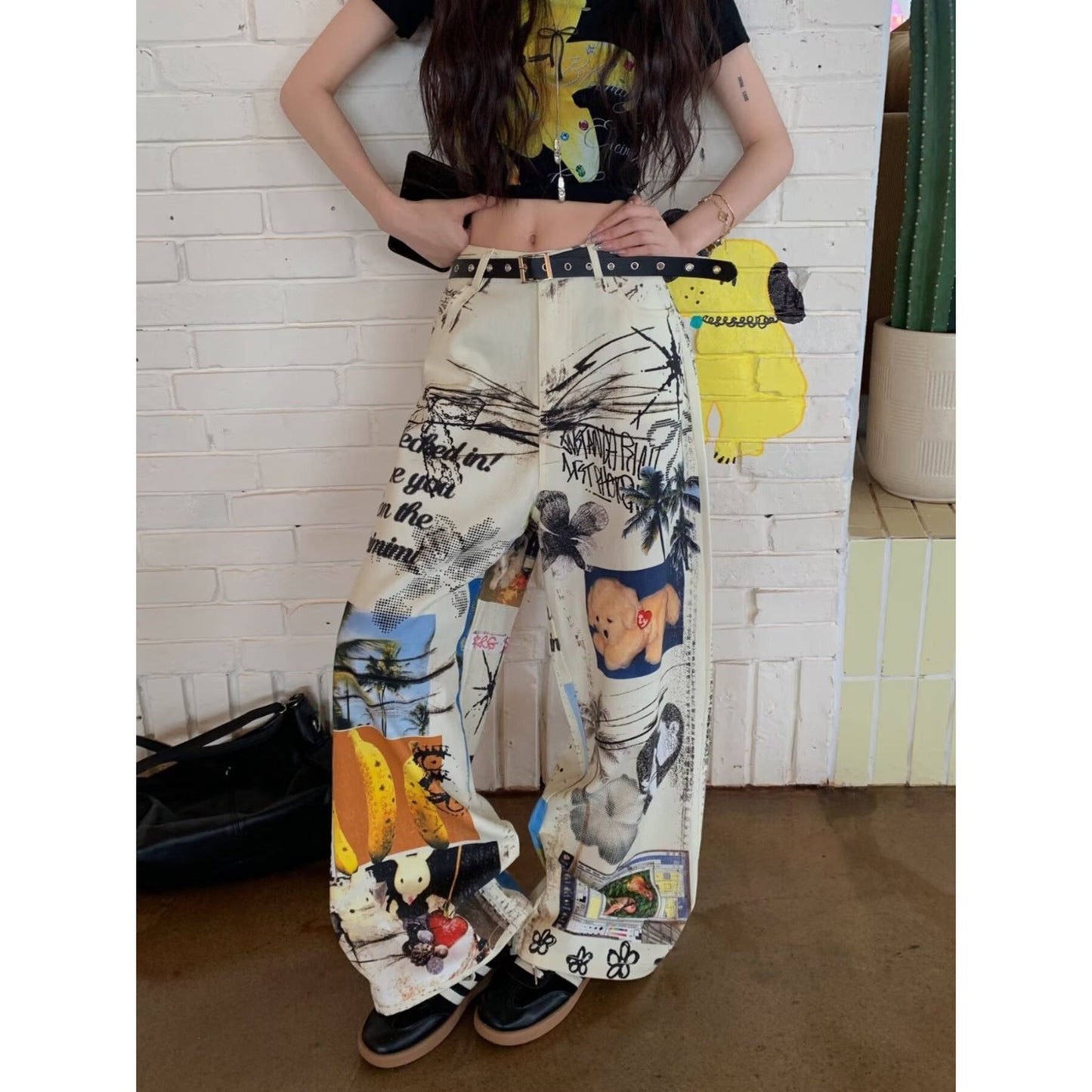 American-style Retro High-waist Women's Denim Jeans With A Fun Printed Design